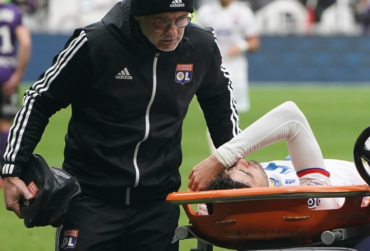 Dráma vo Francúzsku: hráč skolaboval počas zápasu